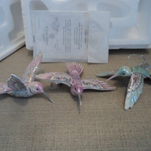 porcelain hummingbird ornaments~ Lot of 3 - Picture 1 of 7